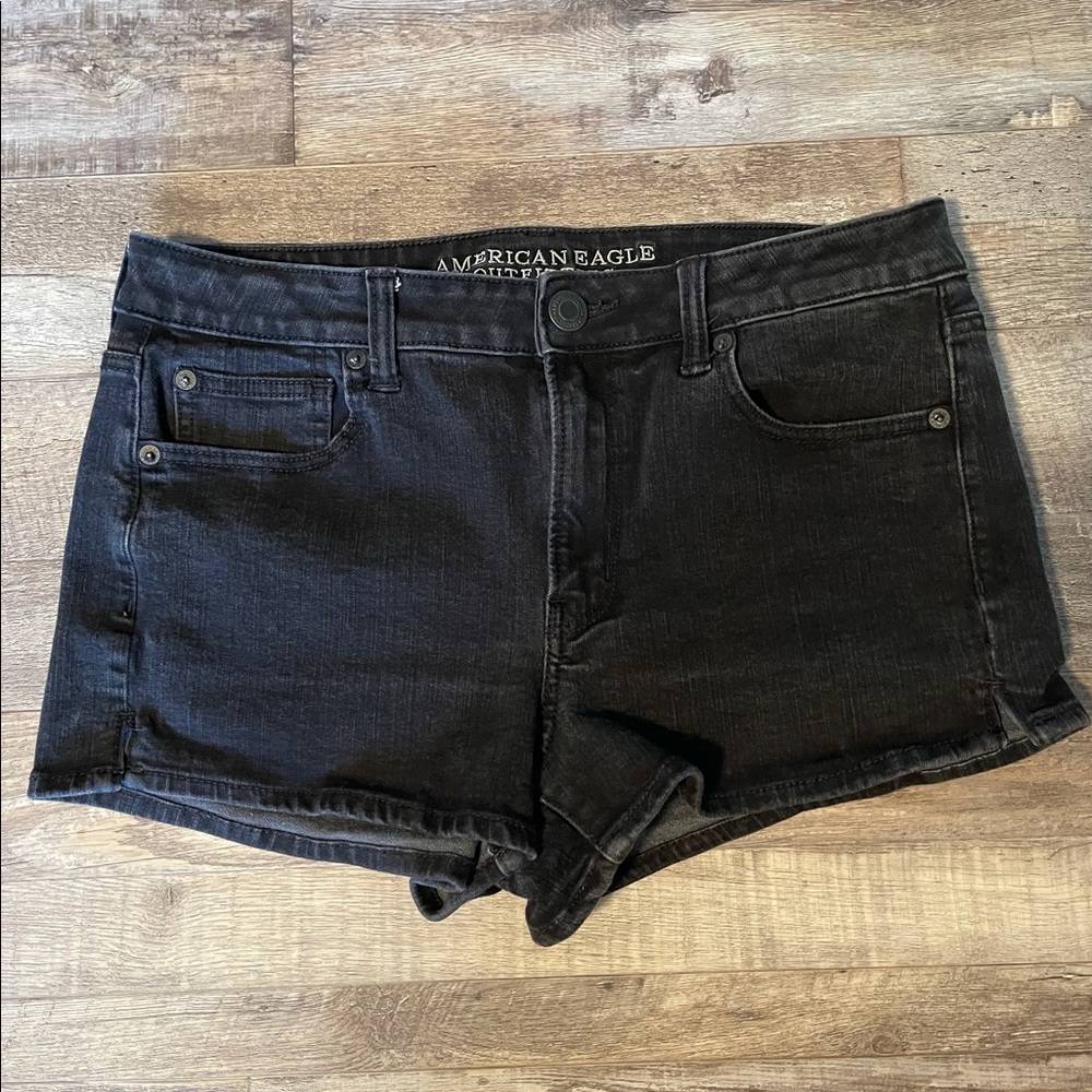 American Eagle 360 super stretch shorts